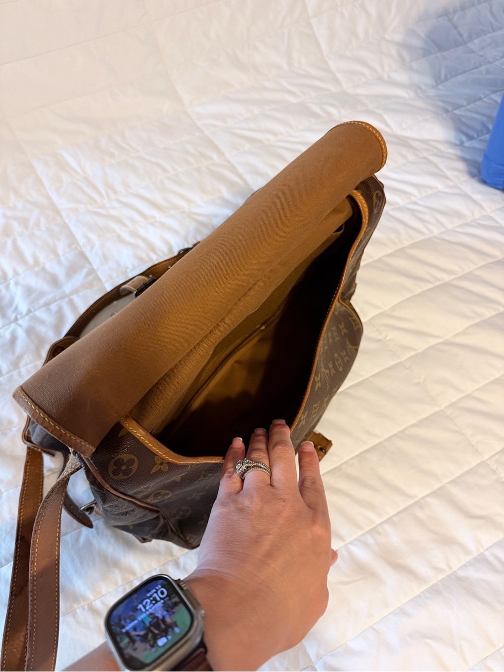 Louis Vuitton Monogram Brown & Tan Messenger Crossbody - Picture 4 of 6